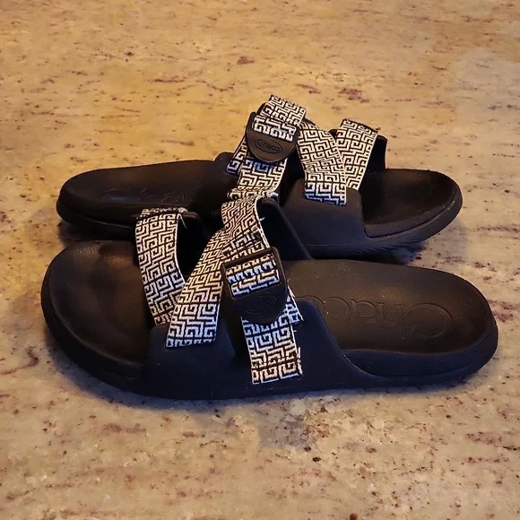 Chaco Chilos Slide - Geometric Black/White Print - 8 - Picture 4 of 7